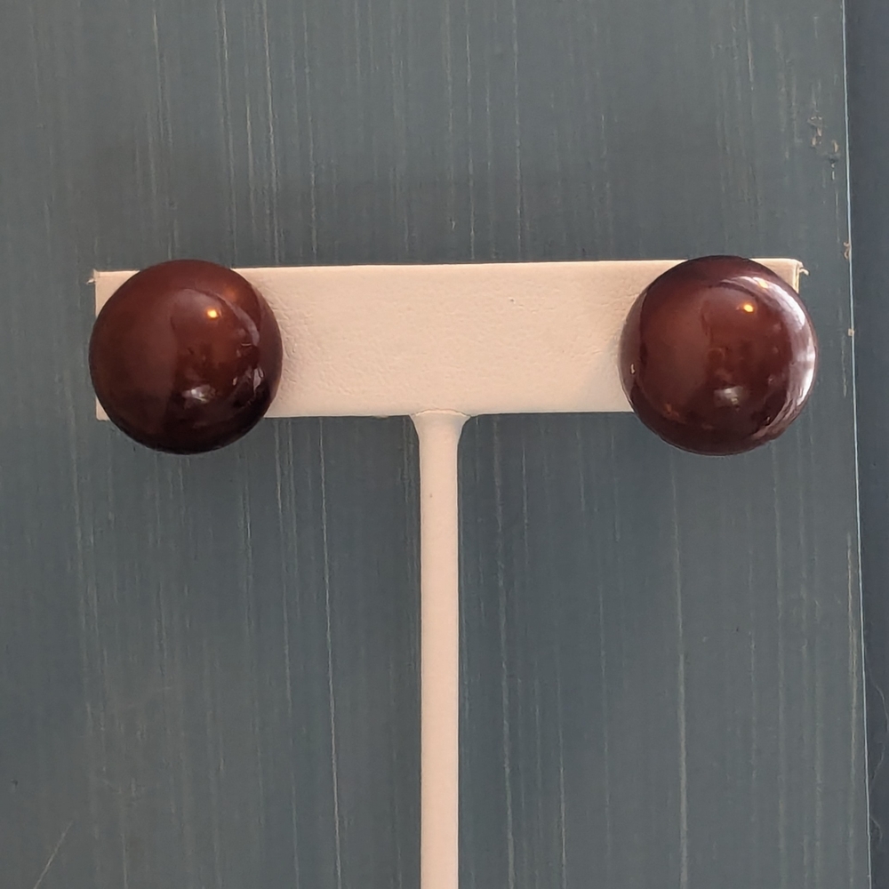 🤎 Vintage Round Cabochon Clasp Earrings no signature